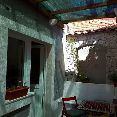 Apartment Baskotin